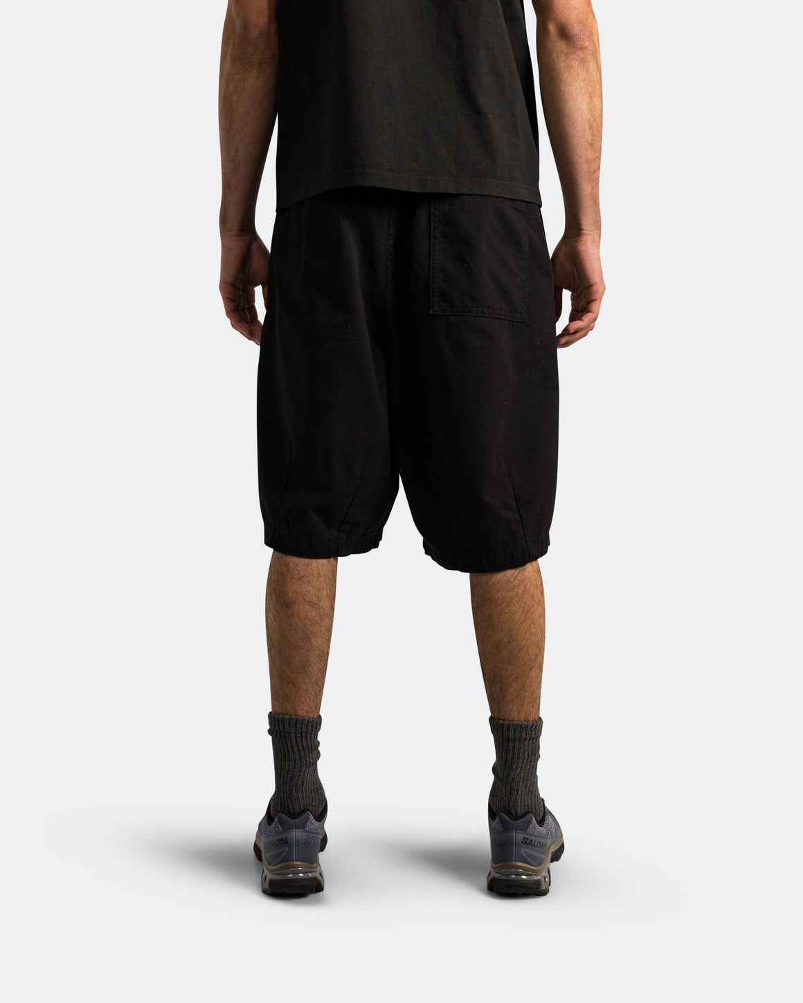 Pseushi - Pleated Balloon Shorts - Black - UP THERE