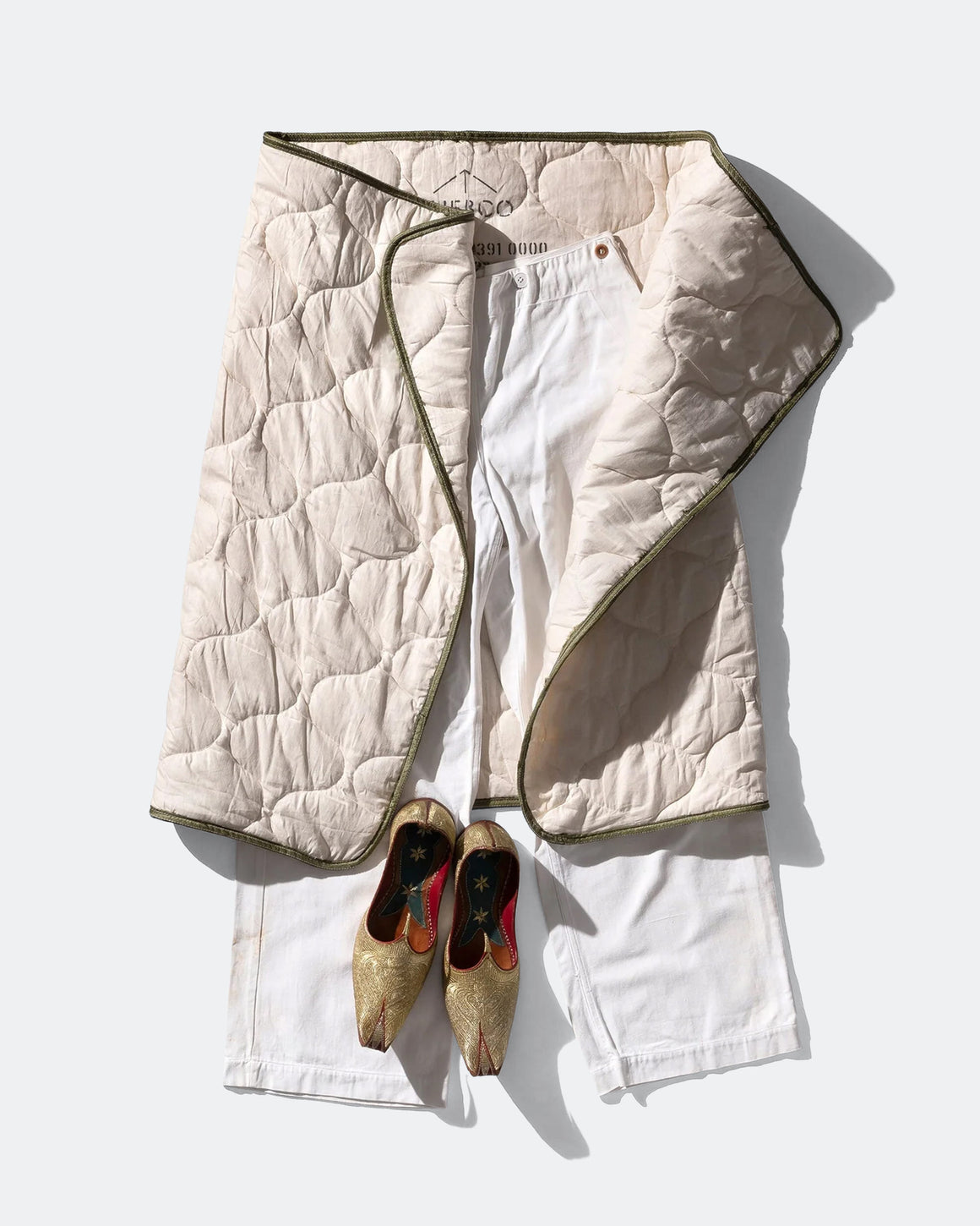 PUEBCO - Vintage Parachute Line Quilted Blanket - Olive - UP THERE