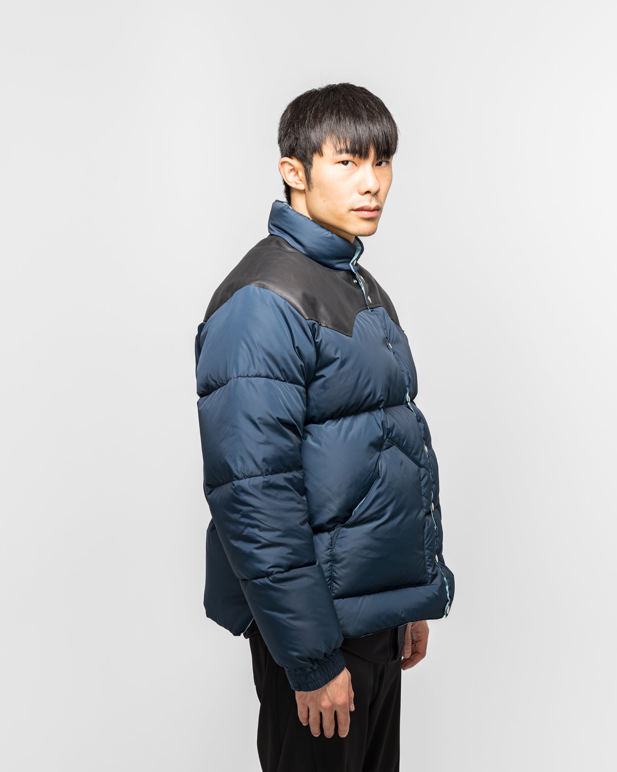Rocky Mountain Featherbed - Down Jacket - Dark Navy | UP THERE