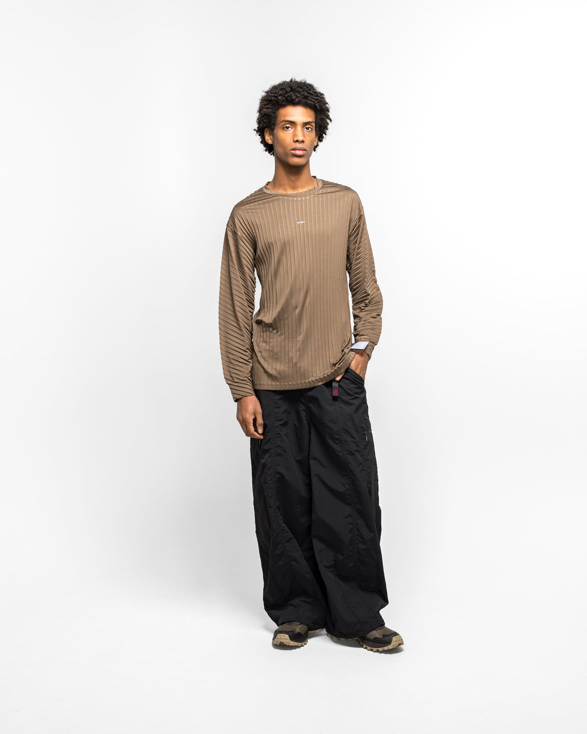 Satisfy - AuraLite Pleated Long Tee - Olive - UP THERE