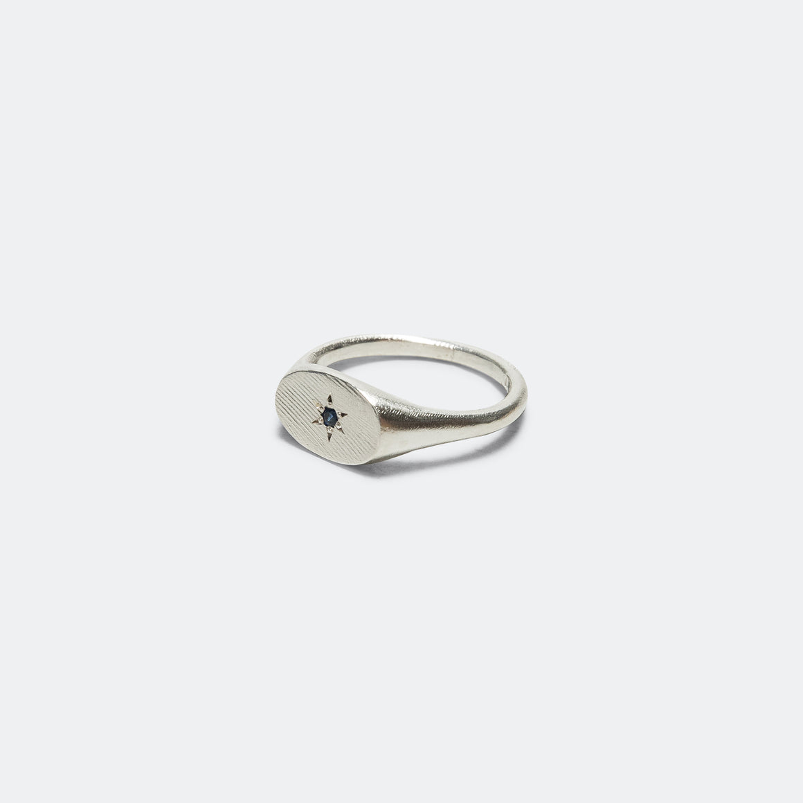 Seb Brown - Simple Oval Ring - 925 Silver/Blue - UP THERE
