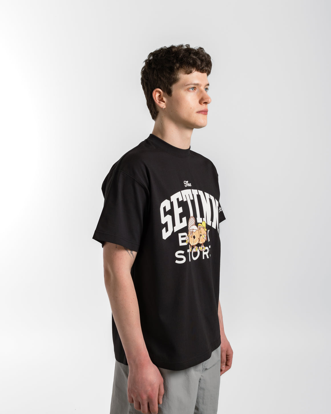 Setinn - STN Bookstore Tee - Black - UP THERE