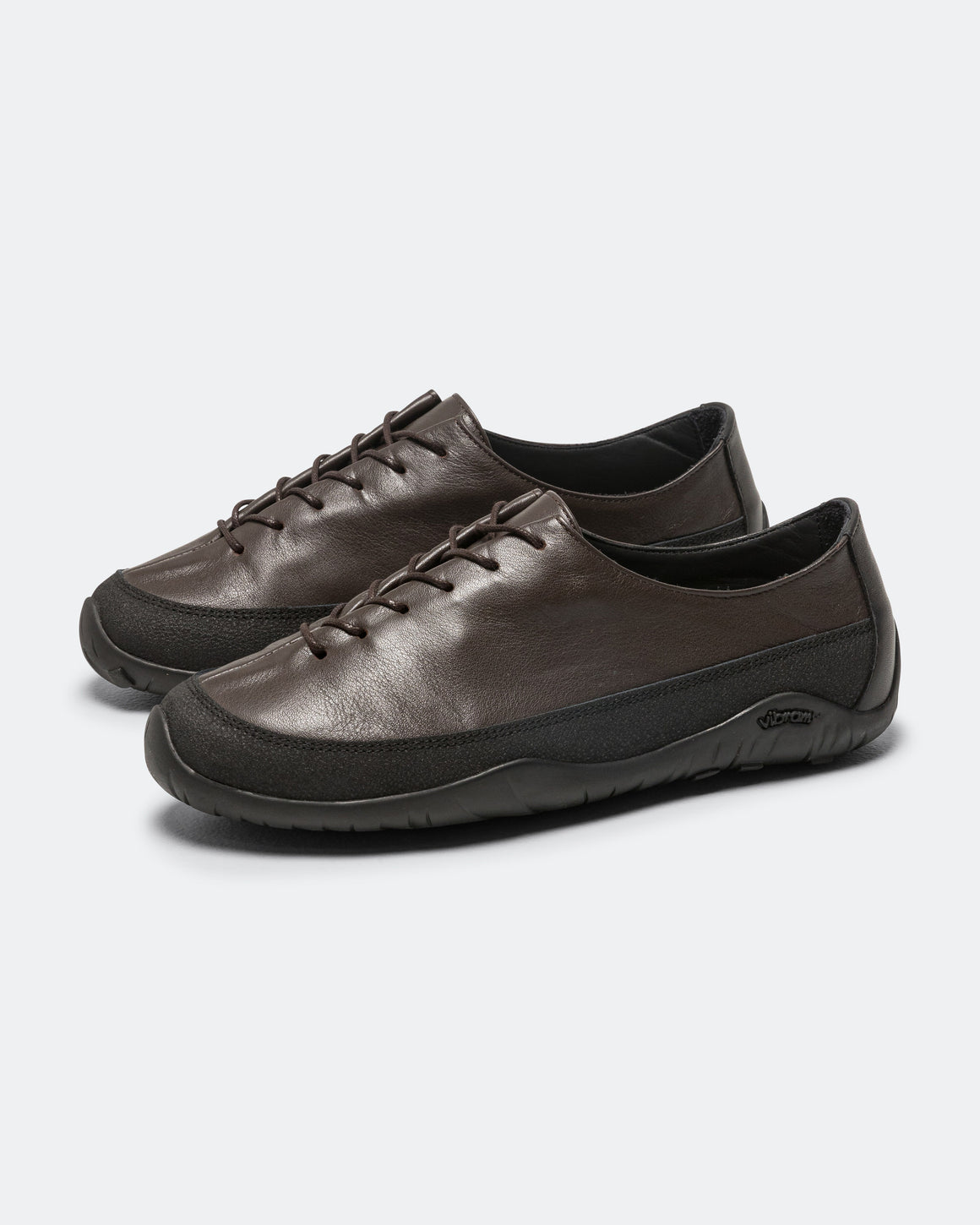 Tarvas - Wanderer - Brown Leather - UP THERE