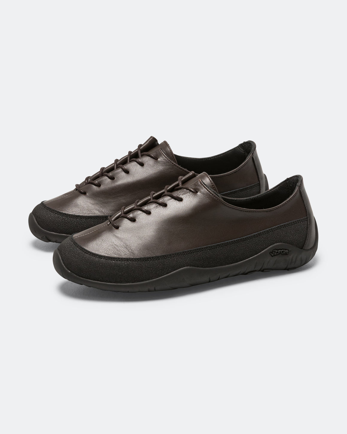 Tarvas - Wanderer - Brown Leather - UP THERE