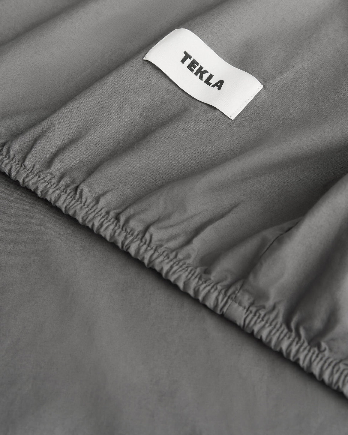 Tekla - Percale Fitted Sheet - Dark Taupe - UP THERE
