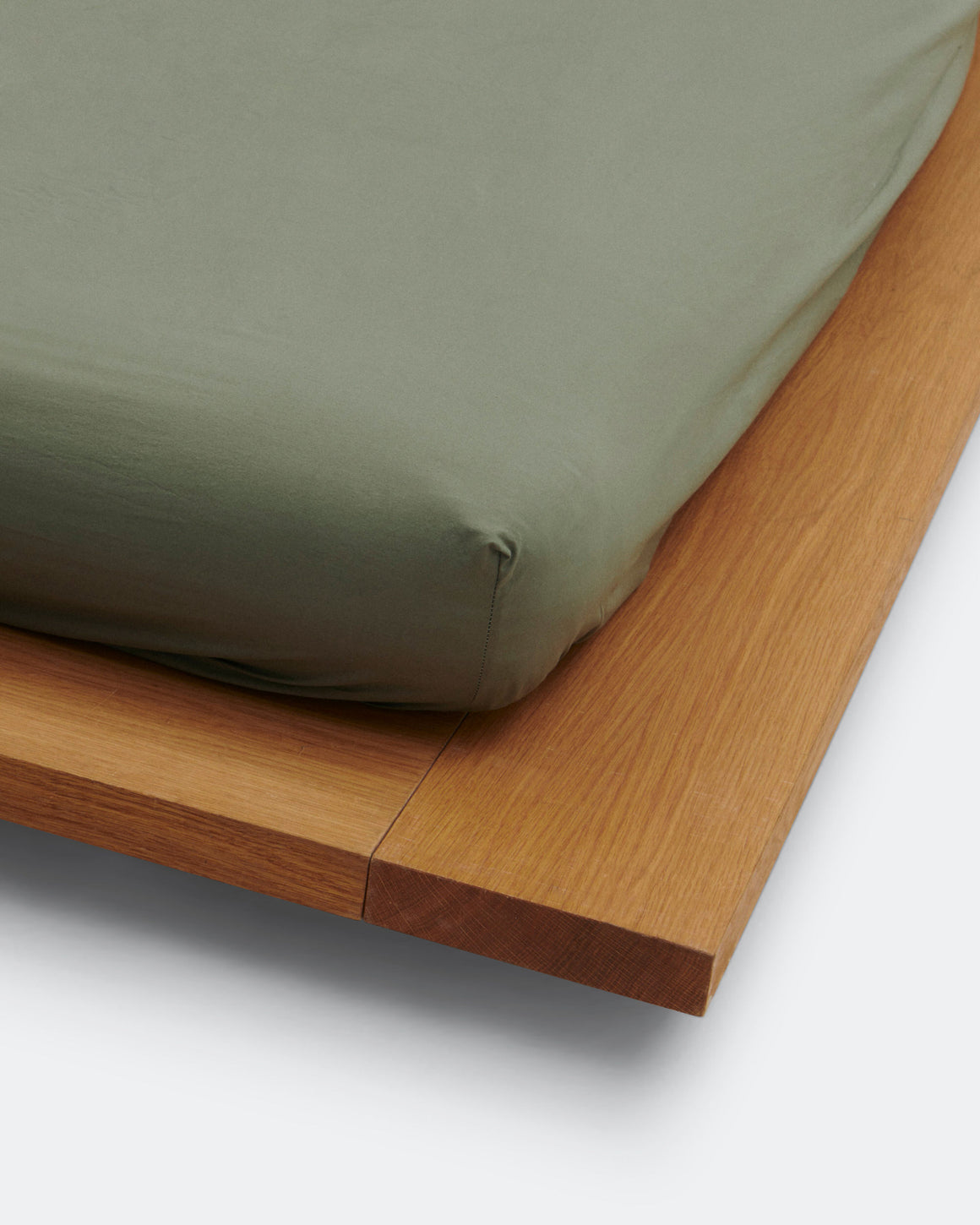 Tekla - Percale Fitted Sheet - Olive - UP THERE