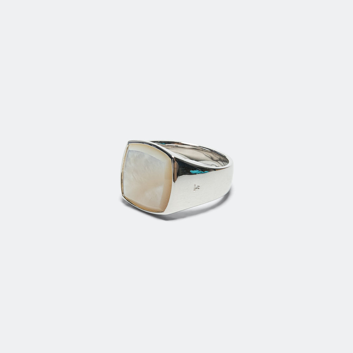 Tom Wood - Cushion Ring - White Mother of Pearl/925 Silver - UP THERE