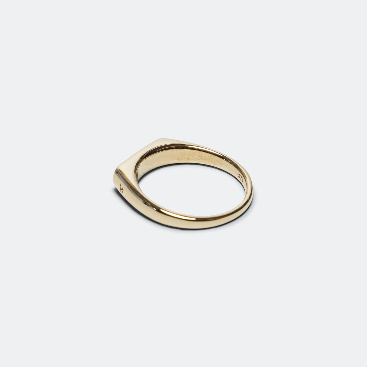 Knut Ring - 9K Gold | UP THERE