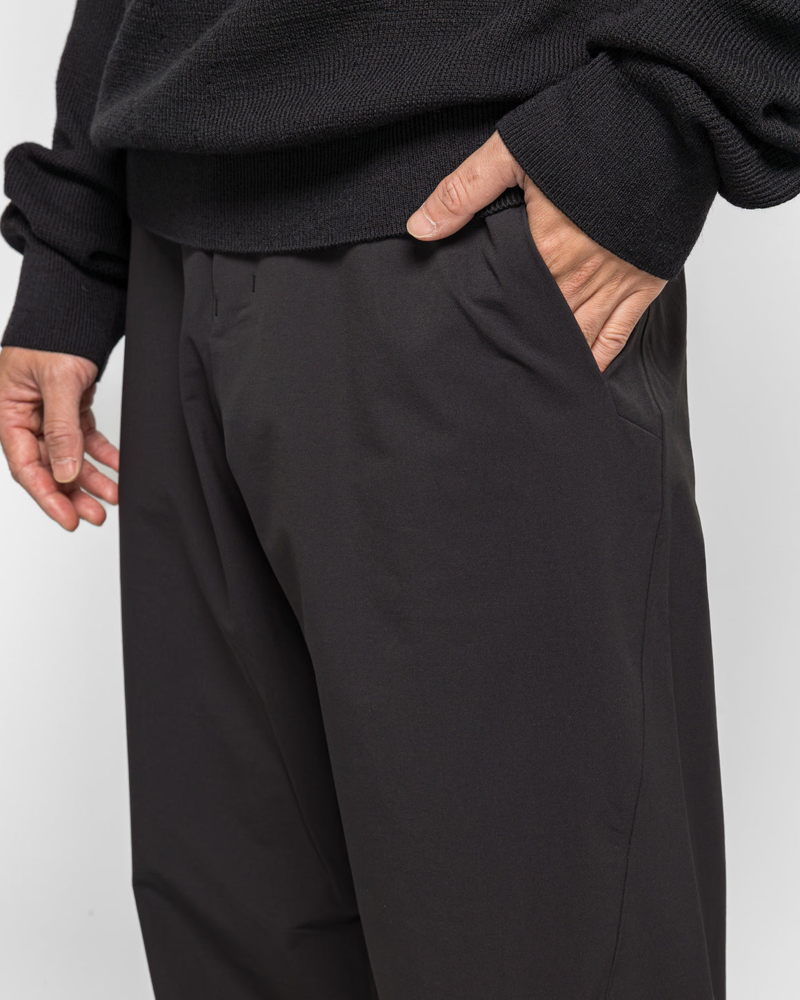 Veilance - Corbel Pant - Black - UP THERE