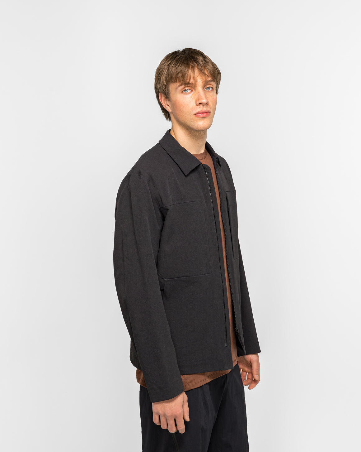 Veilance - Mionn Softshell Overshirt - Black - UP THERE