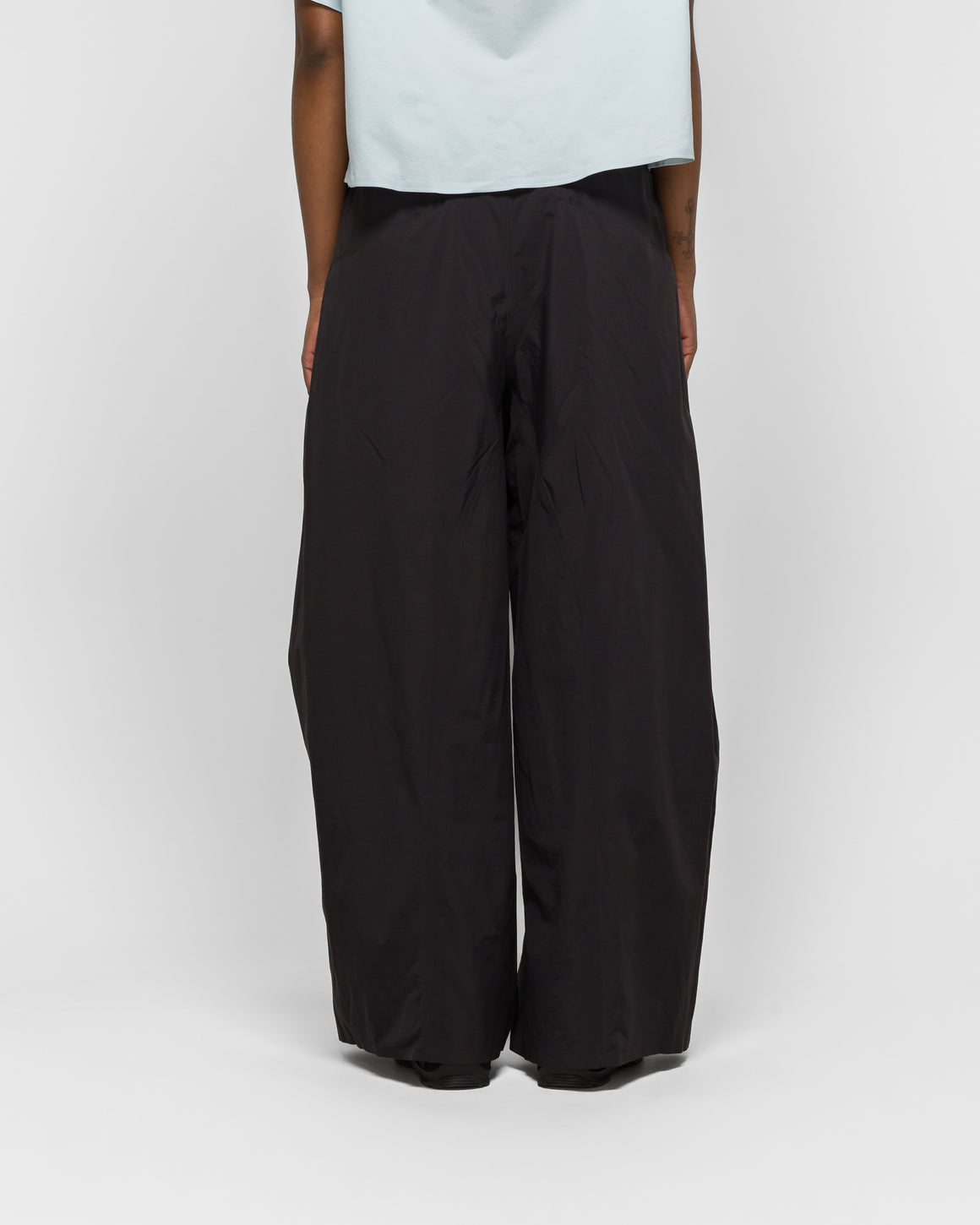 Veilance - Womens Carbene SL Pant - Black - UP THERE