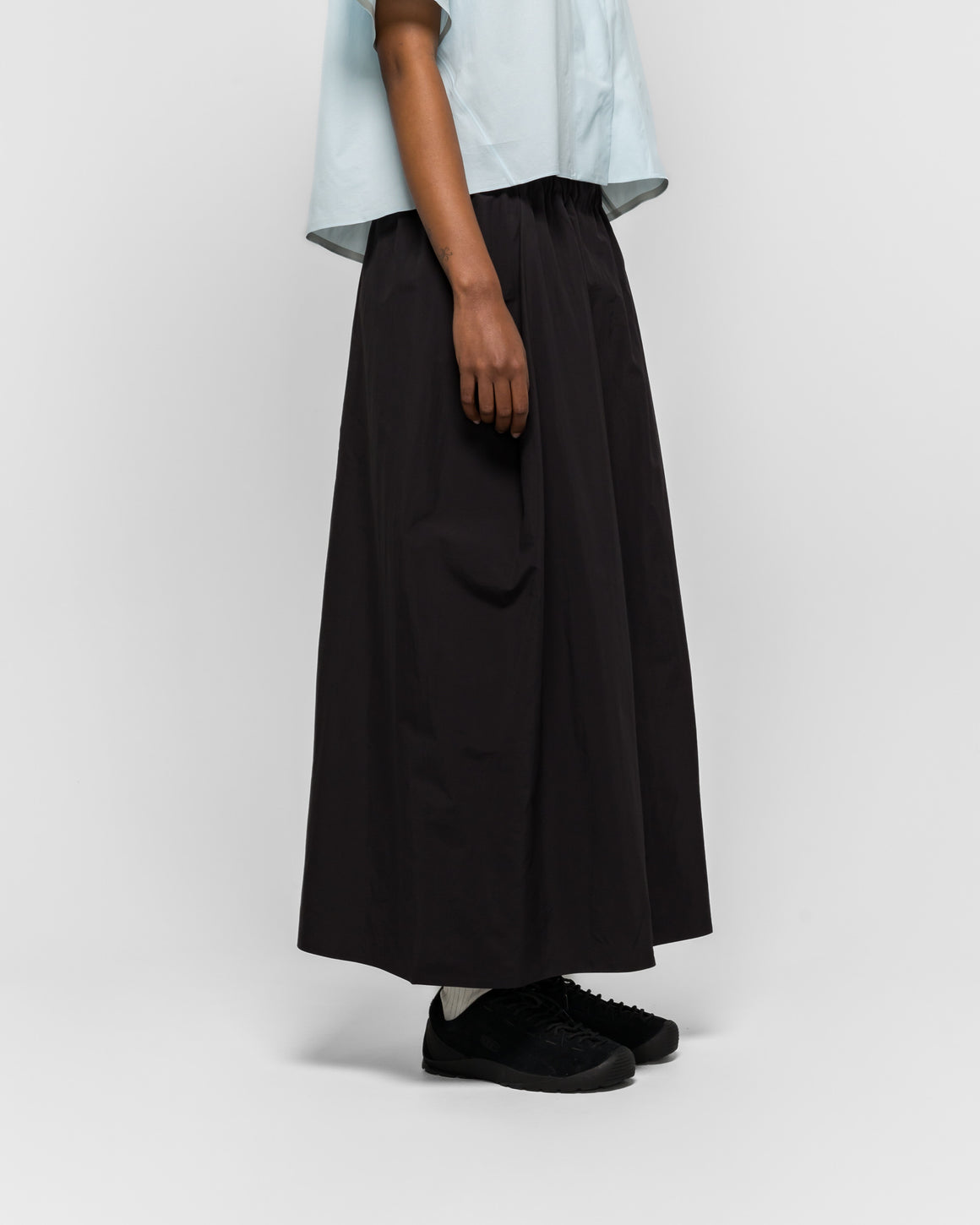 Veilance - Womens Carbene SL Skirt - Black - UP THERE