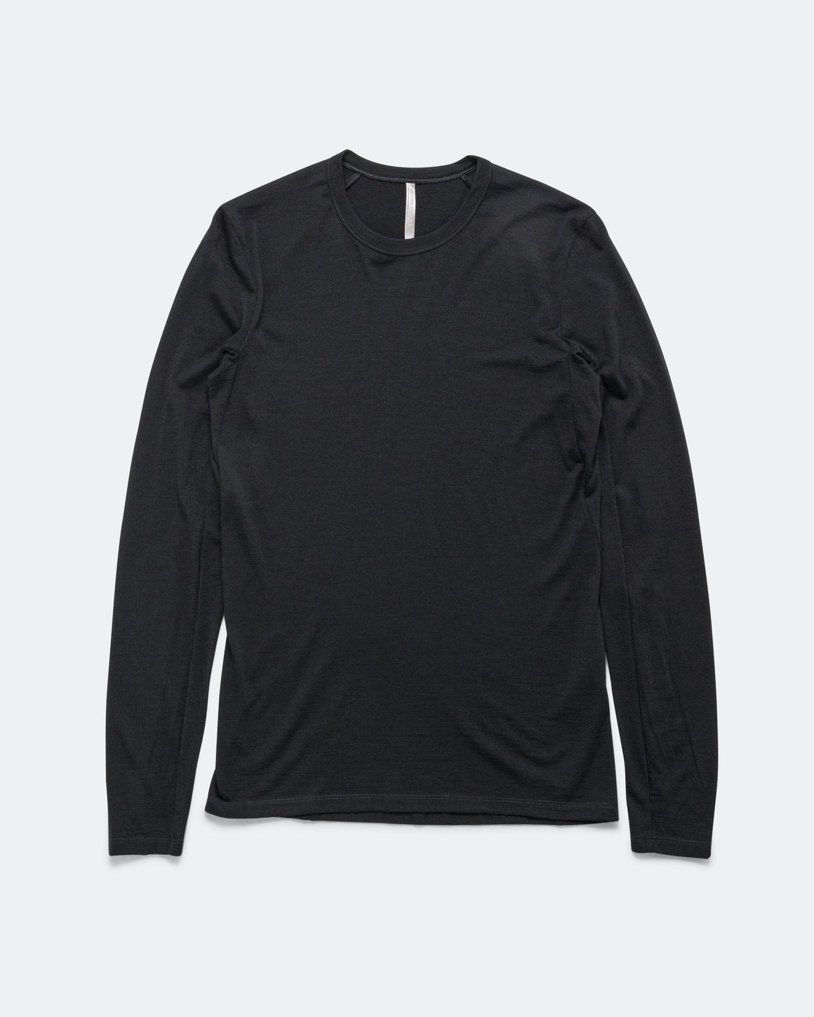 Veilance - Womens Frame LS Crew - Black - UP THERE