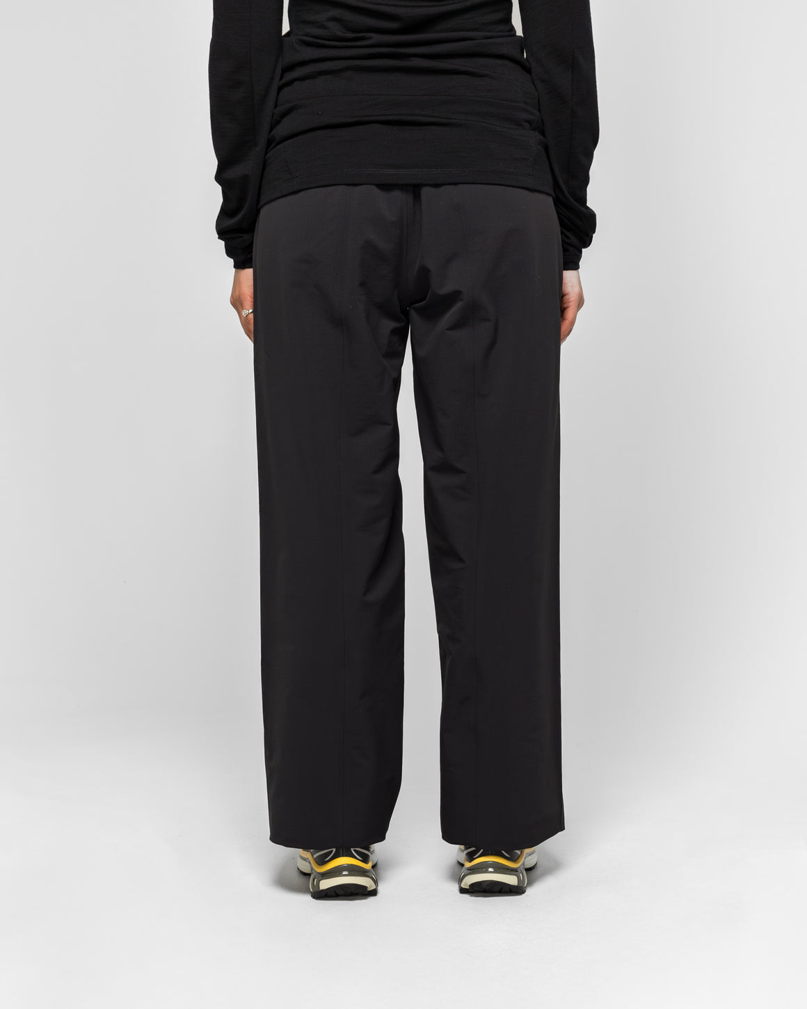 Veilance - Womens Khara Pant - Black - UP THERE