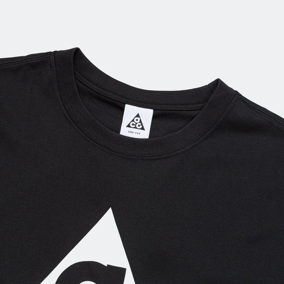 Nike ACG - SS HBR Tee - Black - UP THERE